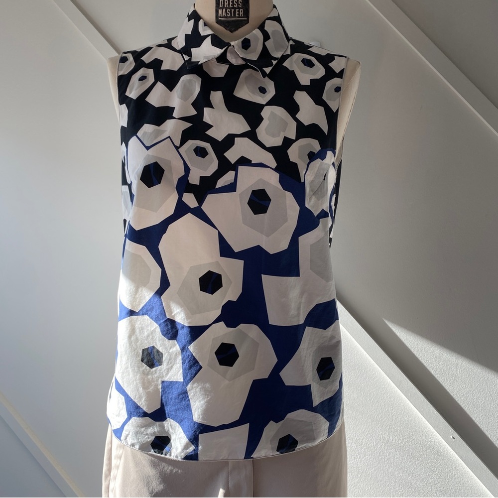Jil Sander Navy Abstract Floral Sleeveless Top 36 (XS) | Resort Designer